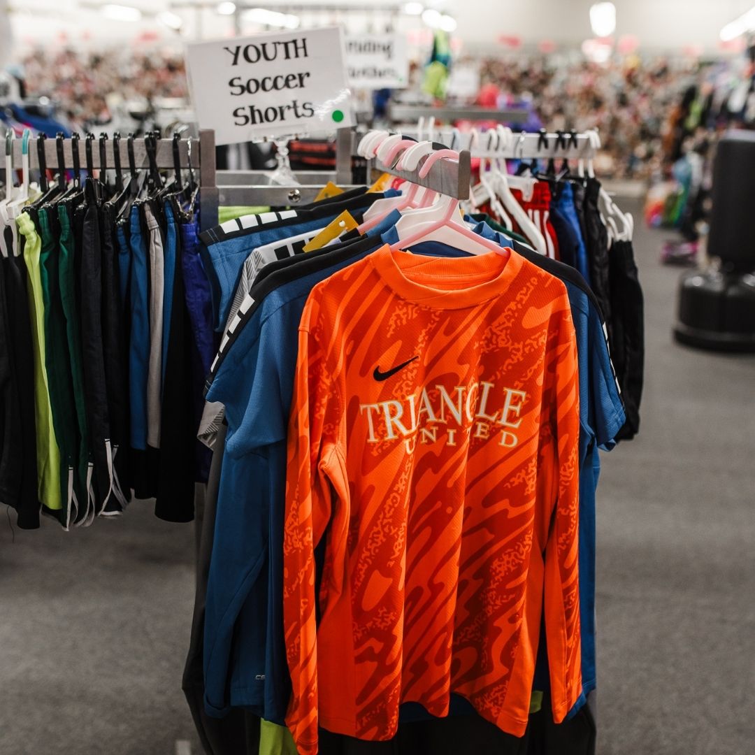 a bought Triangle-league goalie shirt is accepted
